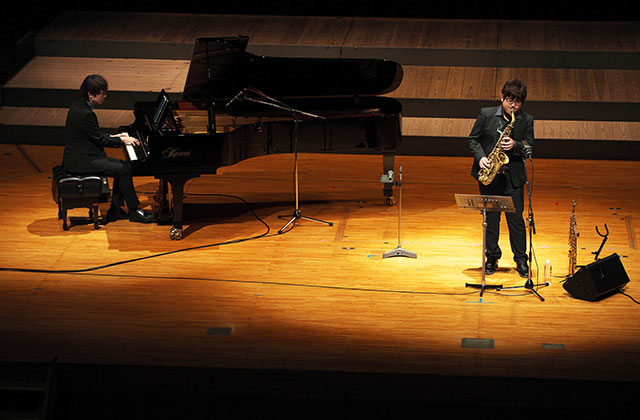 熊谷 駿さん（サックスプレイヤー）
齋藤 めぐむさん（ピアニスト）